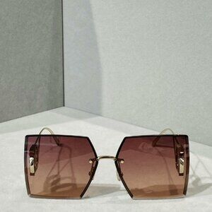 NEW 2024 Dior 30Montaigne S7U Sunglasses - Square Frame with Case